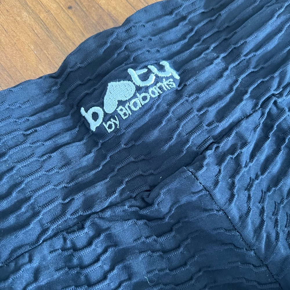 Booty by Brabants Black Textured Leggings - Picture 2 of 2